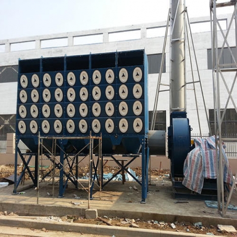 新疆濾筒除塵器-振動式結(jié)構(gòu)特點